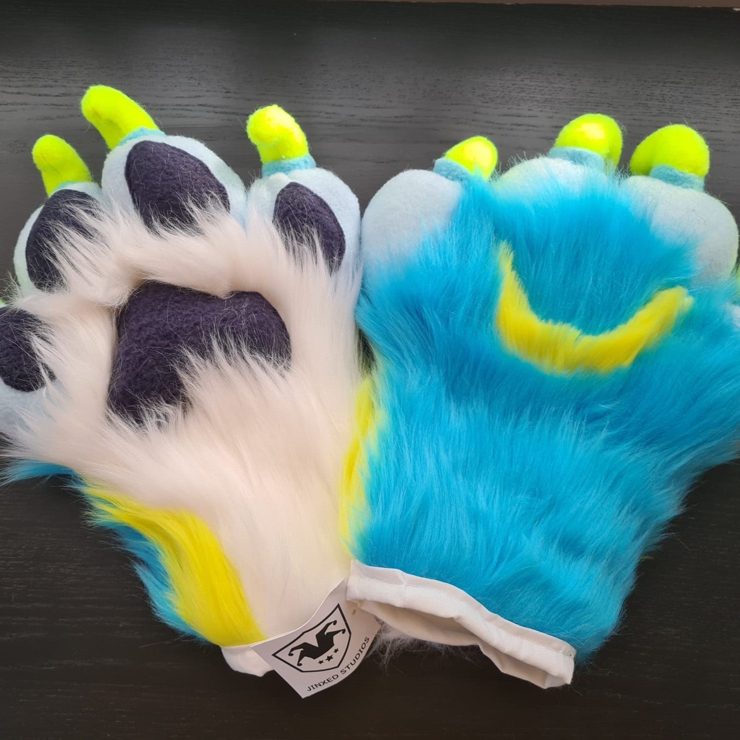 Fursuit shops handpaws